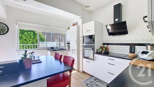 Maison à vendre  5 pièces - 110,66 m 2   CHAMPS SUR MARNE  - 77