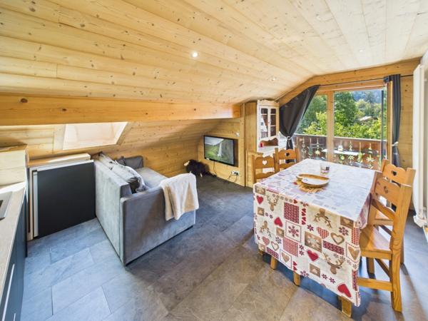 Haute Savoie (74), à vendre SAMOENS - Domaine skiable Grand-Massif - Appartement T3 + mezza 51m²