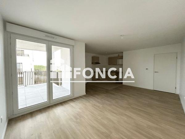 Location Appartement 3 pièces 67.32 m² - 7 RUE ANNE FRANCK Floirac 33270