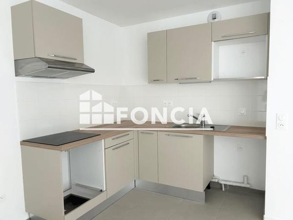 Location Appartement 3 pièces 67.32 m² - 7 RUE ANNE FRANCK Floirac 33270