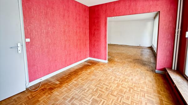 Boulogne-Billancourt Quai Alphonse Le Gallo | Grand T4 de 98 m² avec terrasse | Parking + Cave