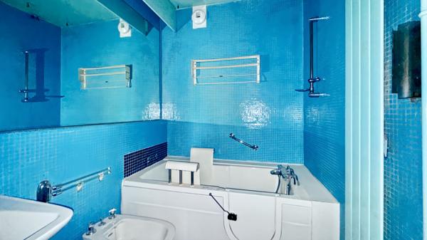 Boulogne-Billancourt Quai Alphonse Le Gallo | Grand T4 de 98 m² avec terrasse | Parking + Cave