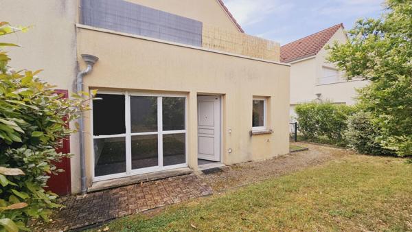 BOURGES APPARTEMENT 2 CHAMBRES JARDIN PARKING
