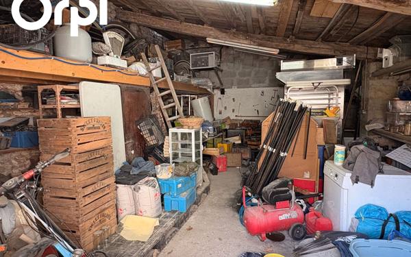 Maison à vendre    4 pièces •  Saint-Just-Luzac