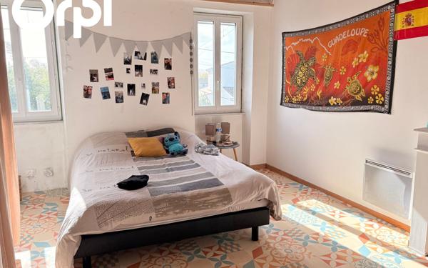 Maison à vendre    4 pièces •  Saint-Just-Luzac