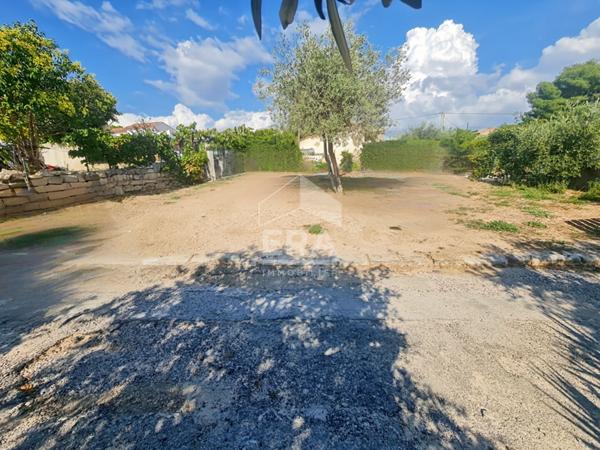 Terrain Rognac 265 m2-LE TAUX ZERO EST  A NOUVEAU DISPONIBLE !