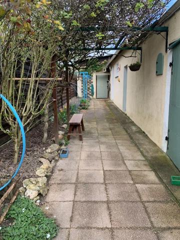 Achat - Maison Châtillon-sur-Indre 36700 5 pièces 175 m 2 775 m 2