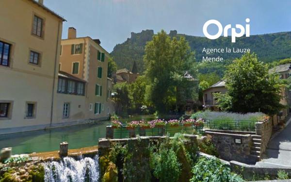 Maison à vendre    6 pièces •  Florac