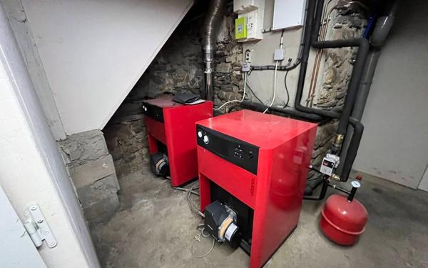 Maison à vendre    6 pièces •  Florac