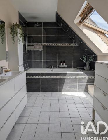 Maison à vendre 7 pièces 234 m² Arpajon