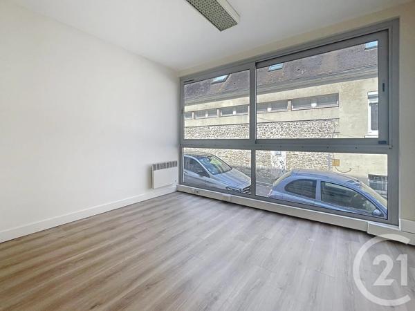 Appartement F4 à vendre  5 pièces - 83,76 m 2   MELUN  - 77