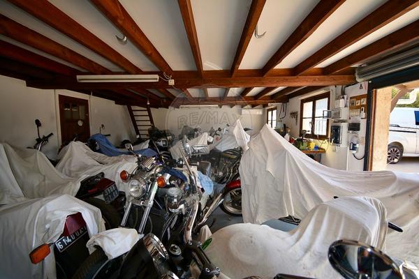 Maison 5 chambre(s) de luxe à vendre - Le Muy, Var - 83