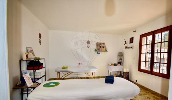Maison 5 chambre(s) de luxe à vendre - Le Muy, Var - 83
