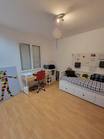 A VENDRE - LACANAU de MIOS - maison en parfaite état d'environ