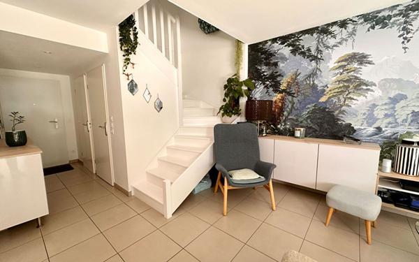 Maison à vendre    4 pièces •  Bordeaux