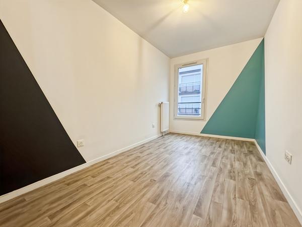 ROSNY SOUS BOIS - Proche RER E, RER A et centre-ville