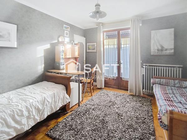 Maison familiale en bon état et parfaitement placée dans le quartier Capeyron