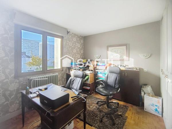 Maison familiale en bon état et parfaitement placée dans le quartier Capeyron