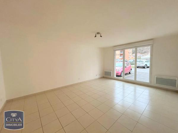 Appartement à louer 2 pièces 48.5m²