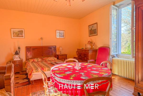 EMBRUN – Charme et caractère dans les hauteurs de Talmont-Saint-Hilaire