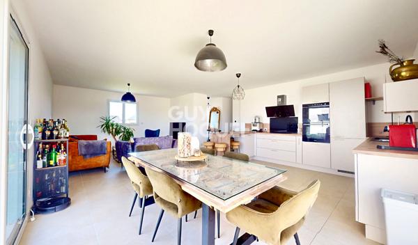 Maison  4 pièce(s) 97m²