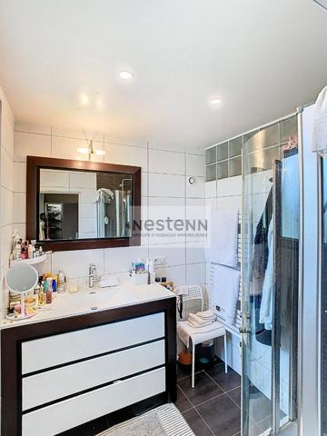 Maison familiale à Saint Prix, lumineuse et en excellent état. Proche école, gare et commerces