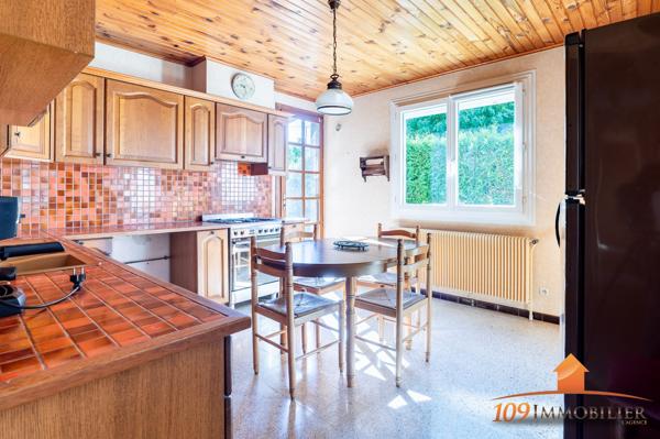 Maison traditionnelle à vendre, 8 pièces - Limas 69400