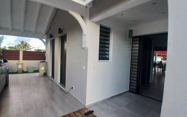 Maison à vendre    4 pièces •  Saint-François