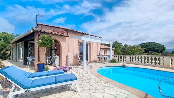 Saint-Aygulf vue mer 4 chambres piscine Garage