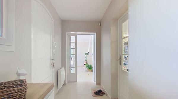 Saint-Aygulf vue mer 4 chambres piscine Garage