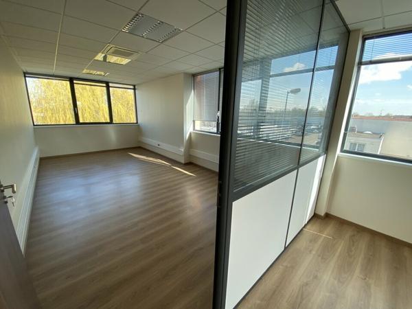 BUREAUX à LOUER de 180 m²