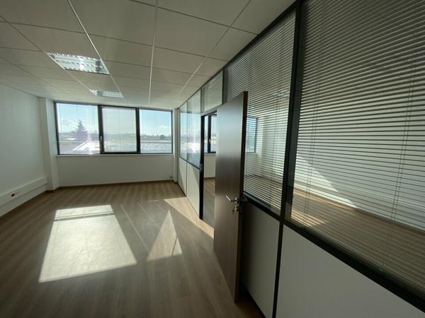 BUREAUX à LOUER de 180 m²
