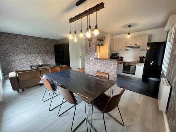 A Louer. HENNEBONT, Appartement T2 meublé de 50m² avec 2 places de Parking