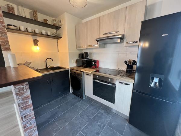 A Louer. HENNEBONT, Appartement T2 meublé de 50m² avec 2 places de Parking