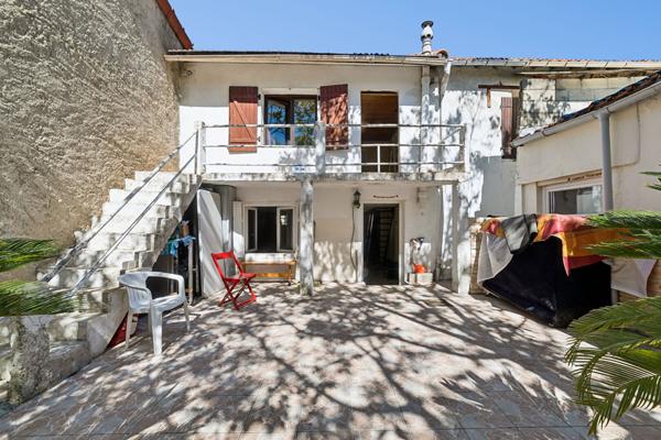 Maison Romainville 6 pièces 237 m2 avec jardin