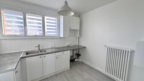 TROIS PIECES de 62m² AU LE PERREUX SUR MARNE avec deux terrasses et box