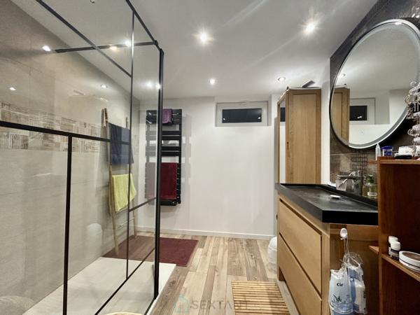 Maison individuelle avec grand garage de 49M2