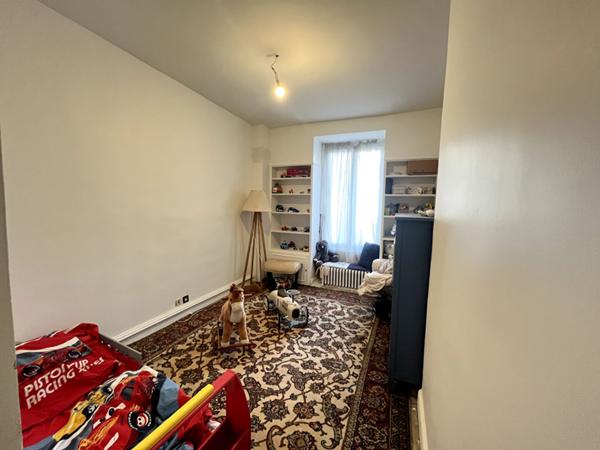 Appartement 5 pièces à vendre - Centre-ville de Saint Quentin