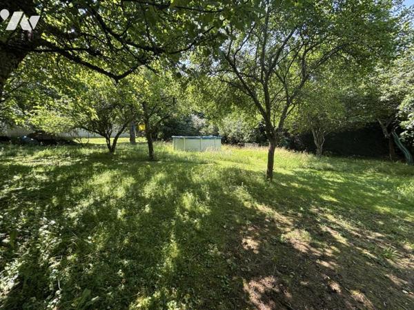 SELONCOURT - Secteur calme & proche centre - Terrain à bâtir (borné, non viabilisé) de 9 ares 53