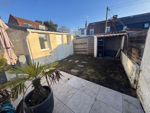 Maison de ville à louer à Wambrechies dans le Nord (59118), ref : LC941