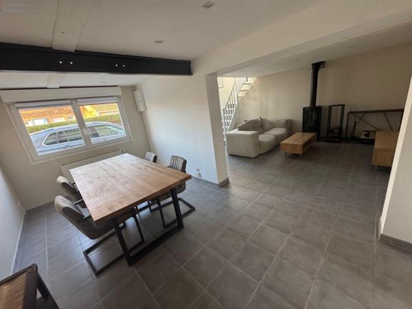 Maison de ville à louer à Wambrechies dans le Nord (59118), ref : LC941