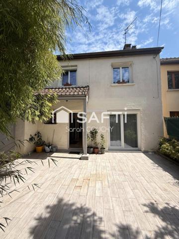 Maison familiale avec double séjour, véranda et jardin sans-vis-à vis