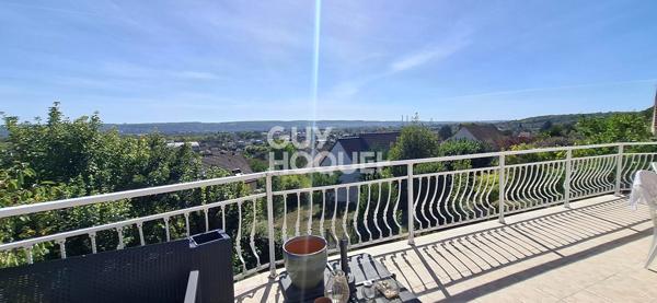 Maison familiale avec vue panoramique sur la vallée de la Seine