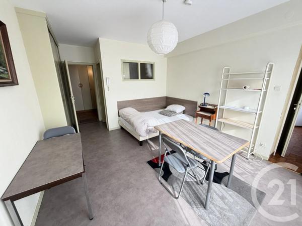 Maison à vendre  2 pièces - 68,56 m 2   MONTBELIARD  - 25