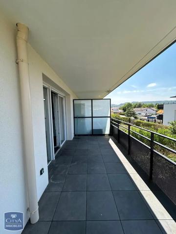 Appartement à louer 2 pièces 47.66m² Beaumont (74160)