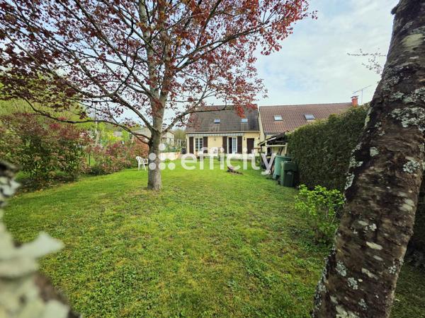 Maison
         5 pièces
        - 90 m²