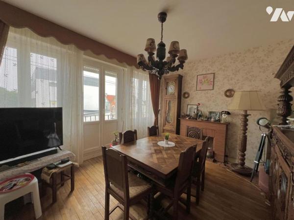 Quartier Carnel - grande maison avec possibilité de faire 3 appartements 