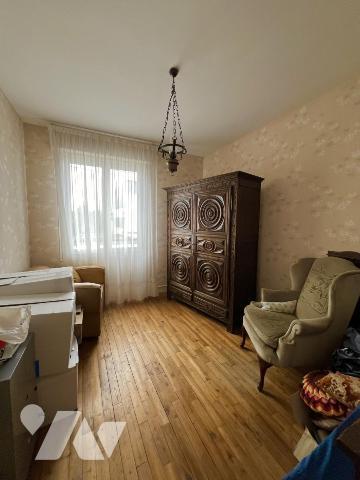 Quartier Carnel - grande maison avec possibilité de faire 3 appartements 