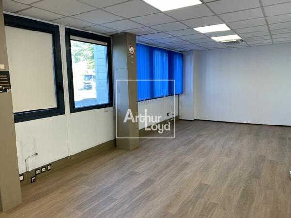 Bureaux à louer- MOISSY-CRAMAYEL