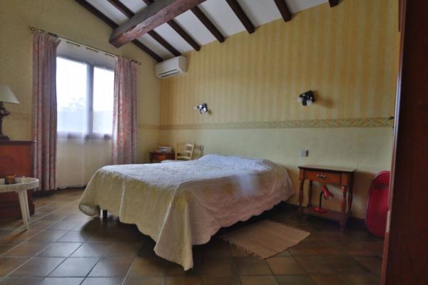 Maison Bize Minervois 4 pièce(s) 136.80 m2